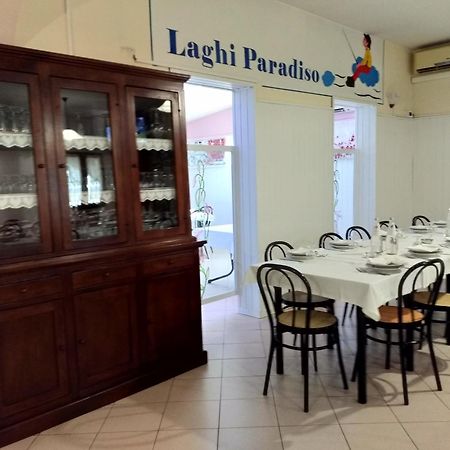 Laghi Paradiso Hotel Rovereto sulla Secchia Bagian luar foto